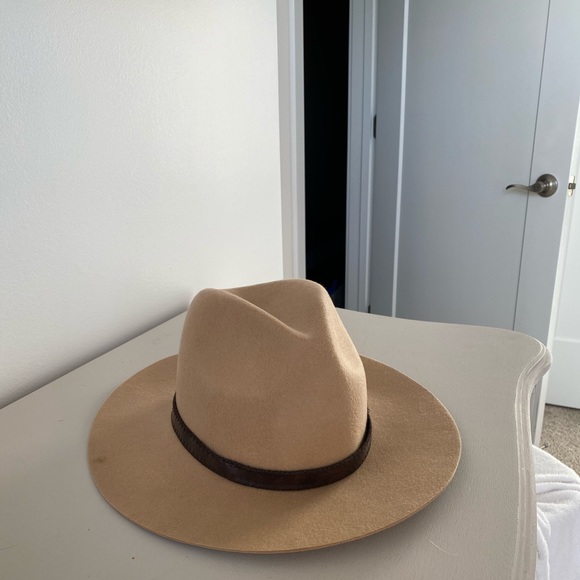 Shop Stevie Hat - Picture 4 of 4